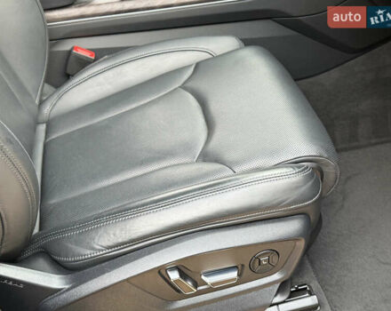 Ауді Q8 2019 у Рівному на Automoto.ua Чорний Ауді Q8, об'ємом двигуна 2.97 л та пробігом 179 тис. км за 53900 $, фото 76 на Automoto.ua