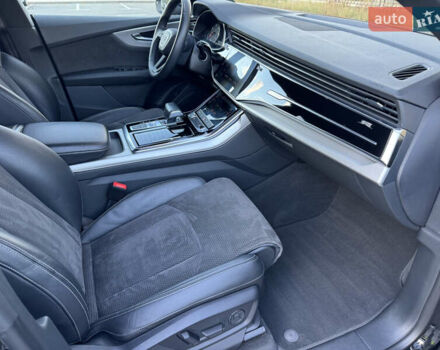 Черный Ауди Q8, объемом двигателя 2.97 л и пробегом 88 тыс. км за 55500 $, фото 68 на Automoto.ua