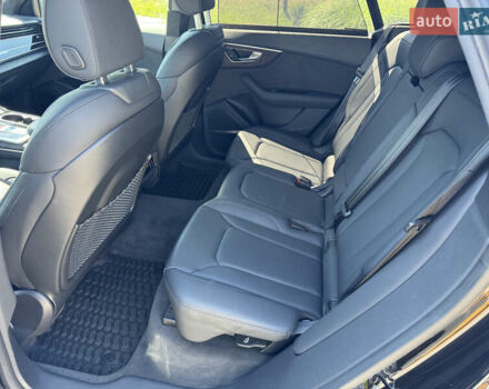 Чорний Ауді Q8, об'ємом двигуна 3 л та пробігом 38 тис. км за 59800 $, фото 16 на Automoto.ua