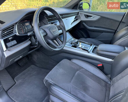 Черный Ауди Q8, объемом двигателя 2.97 л и пробегом 88 тыс. км за 55500 $, фото 60 на Automoto.ua