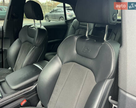 Черный Ауди Q8, объемом двигателя 3 л и пробегом 92 тыс. км за 63900 $, фото 67 на Automoto.ua