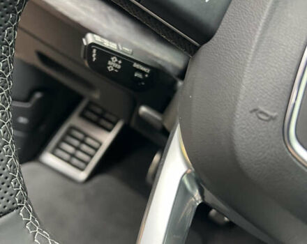 Черный Ауди Q8, объемом двигателя 3 л и пробегом 92 тыс. км за 63900 $, фото 62 на Automoto.ua