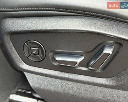 Ауді Q8 2019 у Рівному на Automoto.ua Чорний Ауді Q8, об'ємом двигуна 2.97 л та пробігом 179 тис. км за 53900 $, фото 104 на Automoto.ua