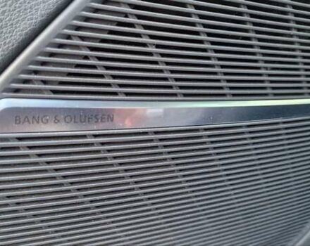 Черный Ауди Q8, объемом двигателя 3 л и пробегом 83 тыс. км за 65000 $, фото 2 на Automoto.ua