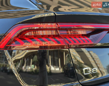 Черный Ауди Q8, объемом двигателя 2.97 л и пробегом 88 тыс. км за 55500 $, фото 13 на Automoto.ua