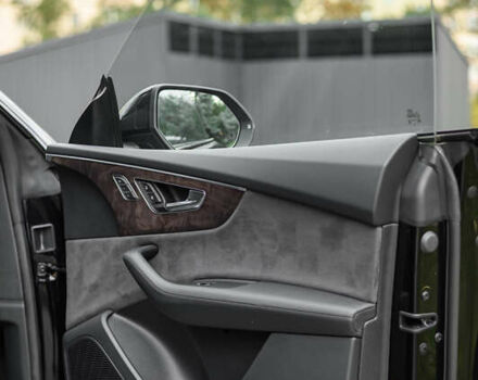 Черный Ауди Q8, объемом двигателя 3 л и пробегом 126 тыс. км за 49900 $, фото 40 на Automoto.ua