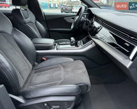 Чорний Ауді Q8, об'ємом двигуна 2.97 л та пробігом 88 тис. км за 52500 $, фото 37 на Automoto.ua