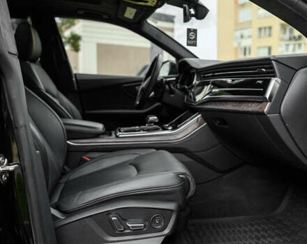 Черный Ауди Q8, объемом двигателя 3 л и пробегом 126 тыс. км за 49900 $, фото 42 на Automoto.ua