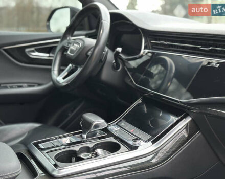 Чорний Ауді Q8, об'ємом двигуна 3 л та пробігом 115 тис. км за 43700 $, фото 36 на Automoto.ua