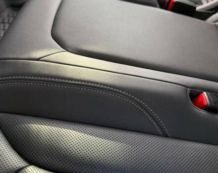 Черный Ауди Q8, объемом двигателя 3 л и пробегом 159 тыс. км за 50000 $, фото 11 на Automoto.ua