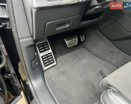 Черный Ауди Q8, объемом двигателя 3 л и пробегом 92 тыс. км за 63900 $, фото 76 на Automoto.ua