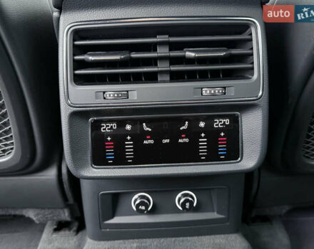 Черный Ауди Q8, объемом двигателя 2.97 л и пробегом 88 тыс. км за 51500 $, фото 39 на Automoto.ua