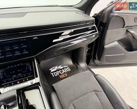 Ауді Q8 2019 у Києві на Automoto.ua Чорний Ауді Q8, об'ємом двигуна 3 л та пробігом 71 тис. км за 62500 $, фото 61 на Automoto.ua