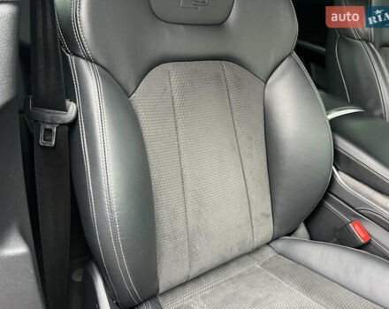 Черный Ауди Q8, объемом двигателя 3 л и пробегом 92 тыс. км за 63900 $, фото 128 на Automoto.ua