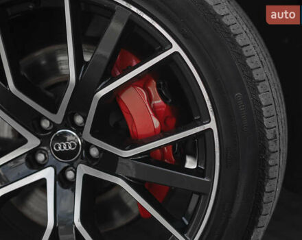 Черный Ауди Q8, объемом двигателя 3 л и пробегом 126 тыс. км за 49900 $, фото 16 на Automoto.ua