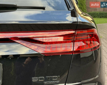 Ауді Q8 2019 у Рівному на Automoto.ua Чорний Ауді Q8, об'ємом двигуна 2.97 л та пробігом 179 тис. км за 53900 $, фото 38 на Automoto.ua