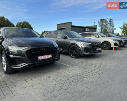 Черный Ауди Q8, объемом двигателя 3 л и пробегом 137 тыс. км за 57700 $, фото 74 на Automoto.ua