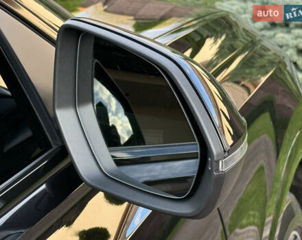 Ауді Q8 2019 у Рівному на Automoto.ua Чорний Ауді Q8, об'ємом двигуна 2.97 л та пробігом 179 тис. км за 53900 $, фото 37 на Automoto.ua