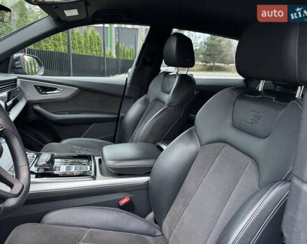 Чорний Ауді Q8, об'ємом двигуна 2.97 л та пробігом 88 тис. км за 52500 $, фото 32 на Automoto.ua