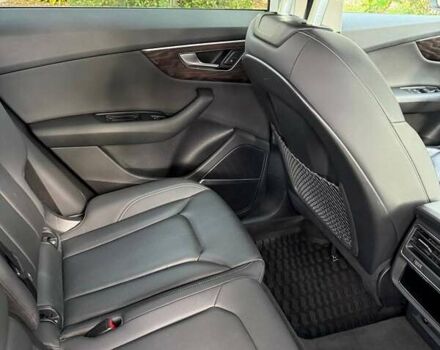 Черный Ауди Q8, объемом двигателя 3 л и пробегом 159 тыс. км за 50000 $, фото 17 на Automoto.ua