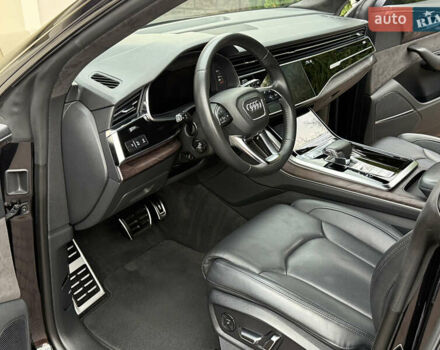 Ауді Q8 2019 у Рівному на Automoto.ua Чорний Ауді Q8, об'ємом двигуна 2.97 л та пробігом 179 тис. км за 53900 $, фото 97 на Automoto.ua