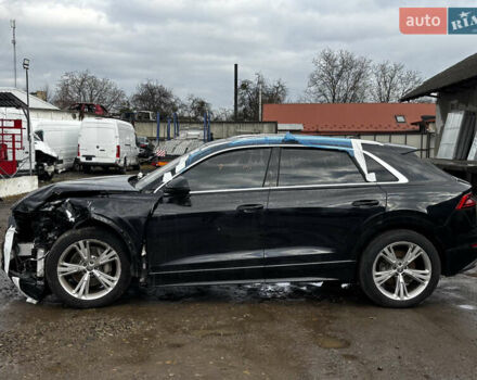 Черный Ауди Q8, объемом двигателя 3 л и пробегом 121 тыс. км за 33000 $, фото 7 на Automoto.ua