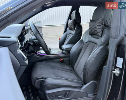 Чорний Ауді Q8, об'ємом двигуна 2.97 л та пробігом 154 тис. км за 62000 $, фото 41 на Automoto.ua