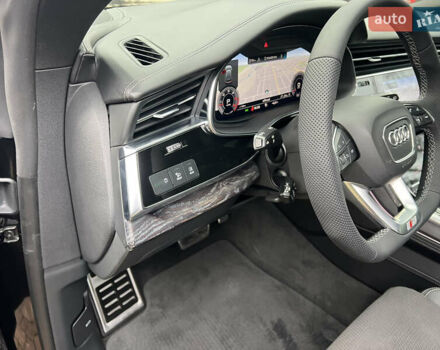 Черный Ауди Q8, объемом двигателя 3 л и пробегом 92 тыс. км за 63900 $, фото 60 на Automoto.ua