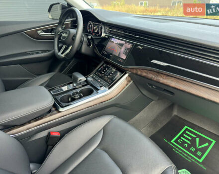 Черный Ауди Q8, объемом двигателя 3 л и пробегом 137 тыс. км за 57700 $, фото 38 на Automoto.ua