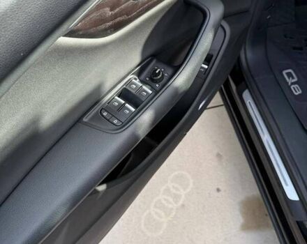 Черный Ауди Q8, объемом двигателя 3 л и пробегом 159 тыс. км за 50000 $, фото 12 на Automoto.ua