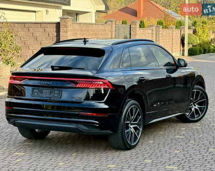 Ауді Q8 2019 у Рівному на Automoto.ua Чорний Ауді Q8, об'ємом двигуна 2.97 л та пробігом 179 тис. км за 53900 $, фото 22 на Automoto.ua
