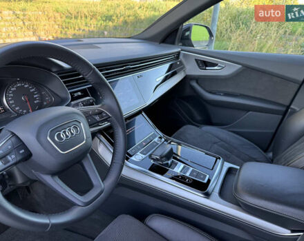 Черный Ауди Q8, объемом двигателя 2.97 л и пробегом 88 тыс. км за 55500 $, фото 71 на Automoto.ua