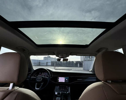 Чорний Ауді Q8, об'ємом двигуна 3 л та пробігом 69 тис. км за 53999 $, фото 21 на Automoto.ua