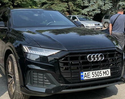 Чорний Ауді Q8, об'ємом двигуна 2.97 л та пробігом 130 тис. км за 58088 $, фото 1 на Automoto.ua