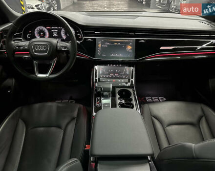 Чорний Ауді Q8, об'ємом двигуна 3 л та пробігом 35 тис. км за 65000 $, фото 15 на Automoto.ua