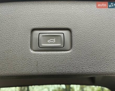 Ауди Q8 2020 в Киеве на Automoto.ua Черный Ауди Q8, объемом двигателя 2.97 л и пробегом 124 тыс. км за 54700 $, фото 43 на Automoto.ua