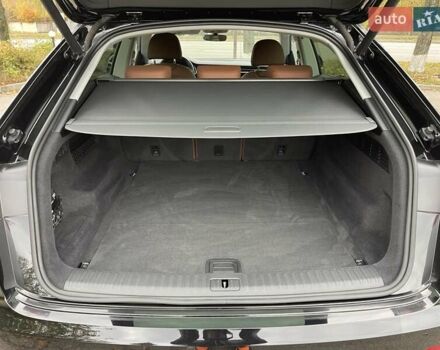 Ауди Q8 2020 в Киеве на Automoto.ua Черный Ауди Q8, объемом двигателя 2.97 л и пробегом 124 тыс. км за 54700 $, фото 44 на Automoto.ua