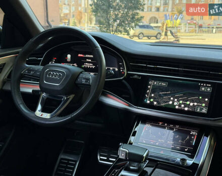 Черный Ауди Q8, объемом двигателя 2.97 л и пробегом 77 тыс. км за 67900 $, фото 69 на Automoto.ua