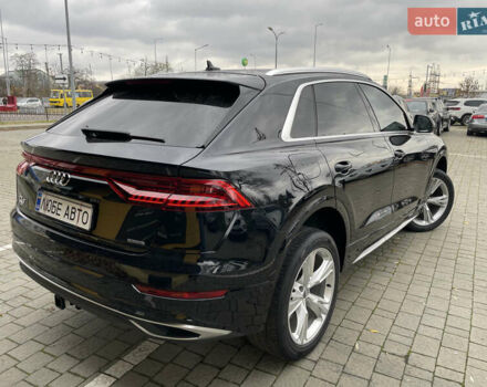 Черный Ауди Q8, объемом двигателя 3 л и пробегом 75 тыс. км за 57000 $, фото 2 на Automoto.ua