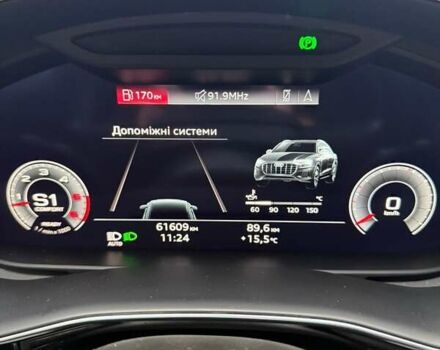 Черный Ауди Q8, объемом двигателя 3 л и пробегом 62 тыс. км за 72000 $, фото 2 на Automoto.ua