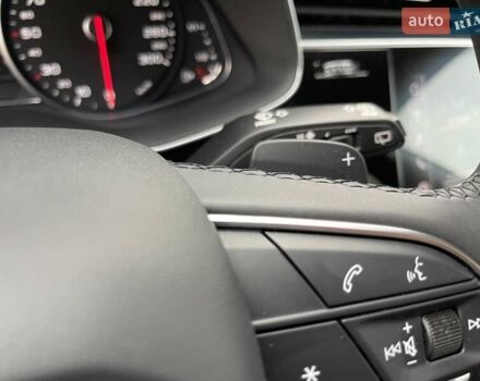 Ауди Q8 2020 в Киеве на Automoto.ua Черный Ауди Q8, объемом двигателя 2.97 л и пробегом 124 тыс. км за 54700 $, фото 33 на Automoto.ua
