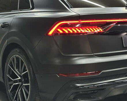 Чорний Ауді Q8, об'ємом двигуна 3 л та пробігом 35 тис. км за 65000 $, фото 7 на Automoto.ua