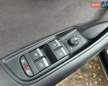 Чорний Ауді Q8, об'ємом двигуна 2.97 л та пробігом 60 тис. км за 70990 $, фото 16 на Automoto.ua