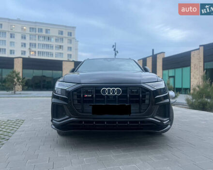 Черный Ауди Q8, объемом двигателя 3 л и пробегом 35 тыс. км за 58499 $, фото 4 на Automoto.ua