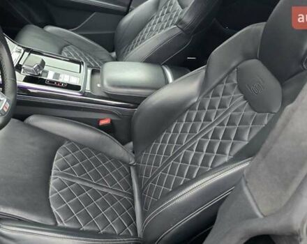 Черный Ауди Q8, объемом двигателя 2.97 л и пробегом 141 тыс. км за 67900 $, фото 15 на Automoto.ua