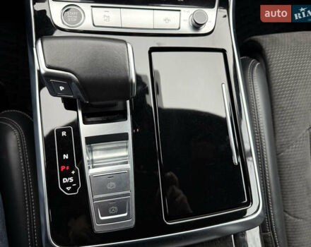 Черный Ауди Q8, объемом двигателя 3 л и пробегом 132 тыс. км за 56500 $, фото 62 на Automoto.ua