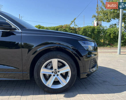 Черный Ауди Q8, объемом двигателя 3 л и пробегом 72 тыс. км за 69000 $, фото 7 на Automoto.ua