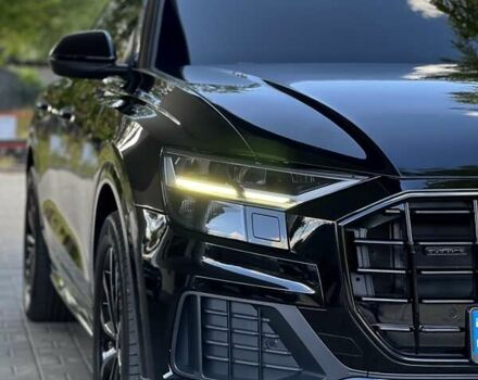 Черный Ауди Q8, объемом двигателя 2.97 л и пробегом 36 тыс. км за 64800 $, фото 4 на Automoto.ua