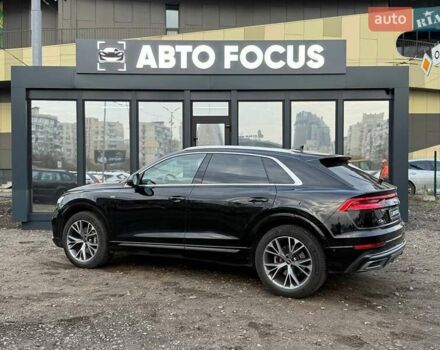 Чорний Ауді Q8, об'ємом двигуна 2.97 л та пробігом 60 тис. км за 70990 $, фото 3 на Automoto.ua