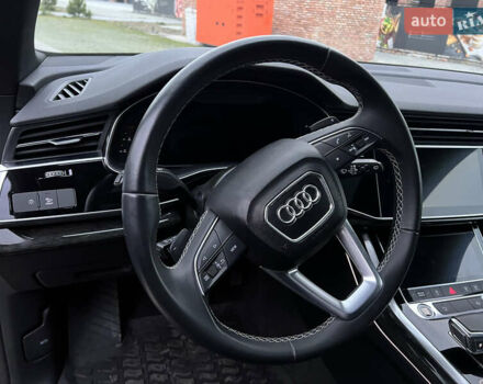 Черный Ауди Q8, объемом двигателя 3 л и пробегом 35 тыс. км за 58499 $, фото 25 на Automoto.ua